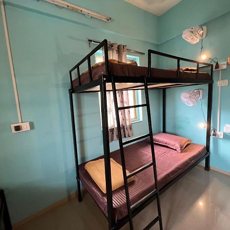 Backpackershostel Pune Ngoại thất bức ảnh