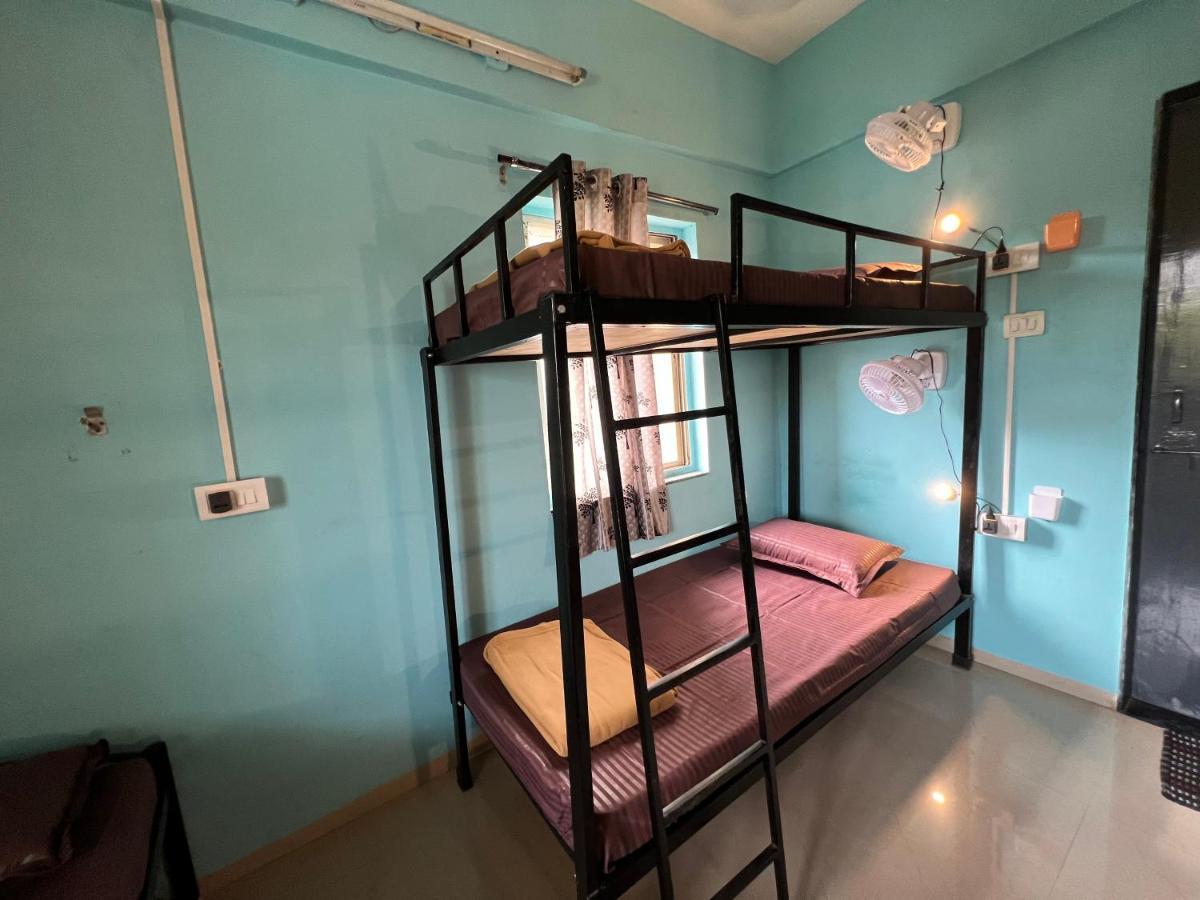 Backpackershostel Pune Ngoại thất bức ảnh